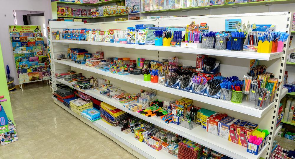 Nisi sot mesimi per nxenesit, artikujt shkollore 25 per qind me shtrenjte